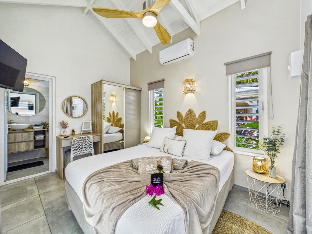 10.Guadeloupe Sainte-Rose- location villa 2 personnes-piscine